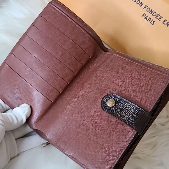 💯Authentic Louis Vuitton Mono Wallet 🍀 - Picture 12 of 12